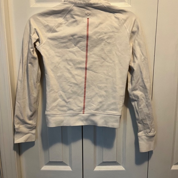 Girls Lululemon size 4 jacket - Picture 8 of 14